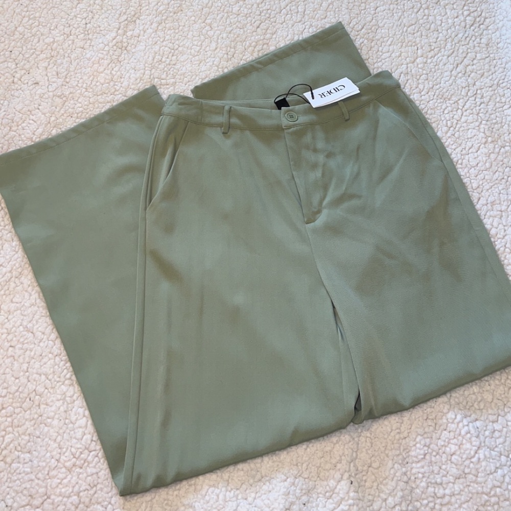 NWT Cider Solid Wide Leg Trousers